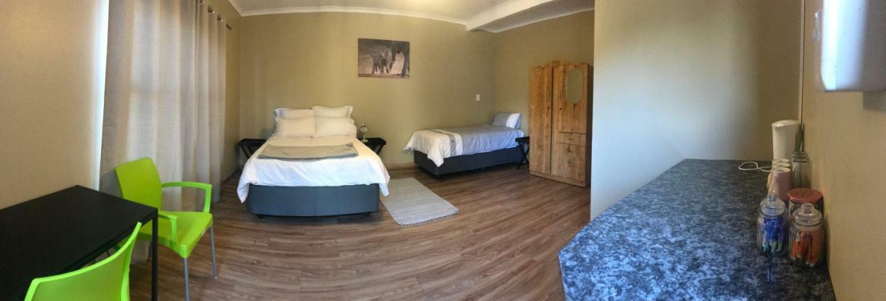 4 On Sirius Hotel Полокване Екстериор снимка